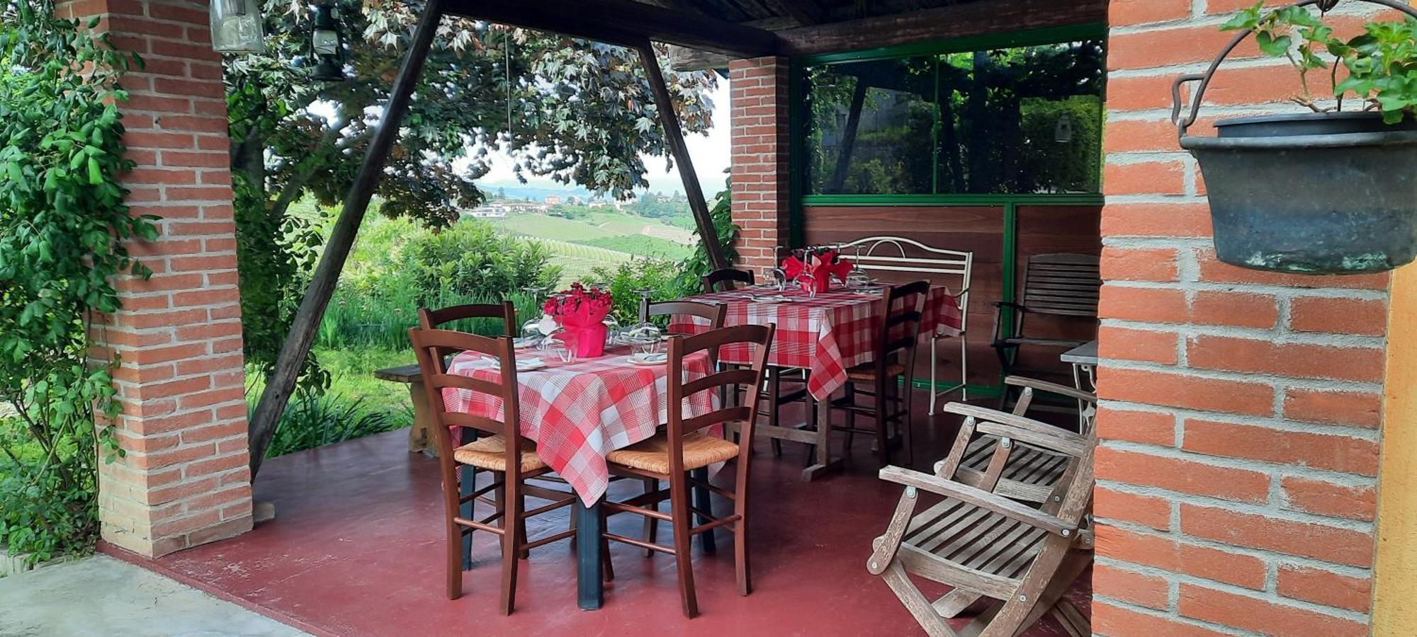 Ca Trifolera Barbaresco - Romantico Cascinale Con Antica Cantina Nel Cuore Delle Langhe - Degustazione Vini Nella Nostra Cantina 外观 照片